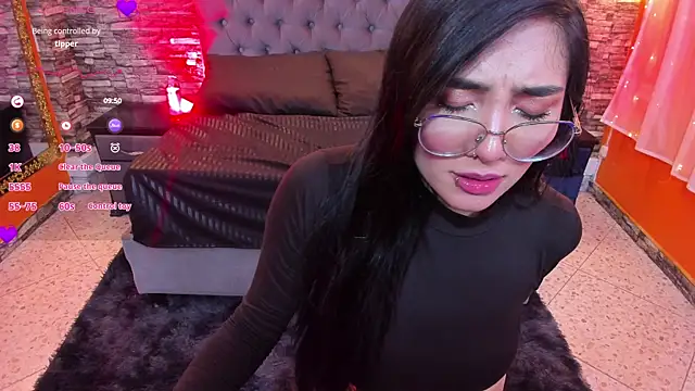 Snapshot of Enyel_valmina chatting on February 2025 11:15:02 PM Enyel valmina online show from February 2025 11:15:02 PM