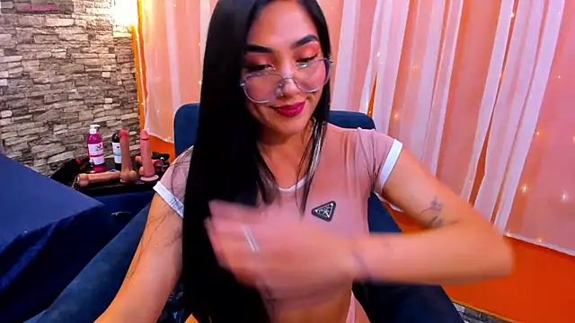 Snapshot of Enyel_valmina chatting on March 2025 09:09:02 PM Enyel valmina online show from March 2025 09:09:02 PM