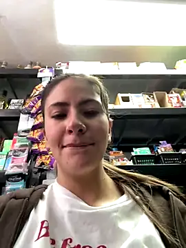 Andrea18 blonde online show from October 2025 02:02:01 PM