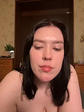 Snapshot of Viesicaa chatting on September 2025 04:47:01 AM Viesicaa online show from September 2025 04:47:01 AM