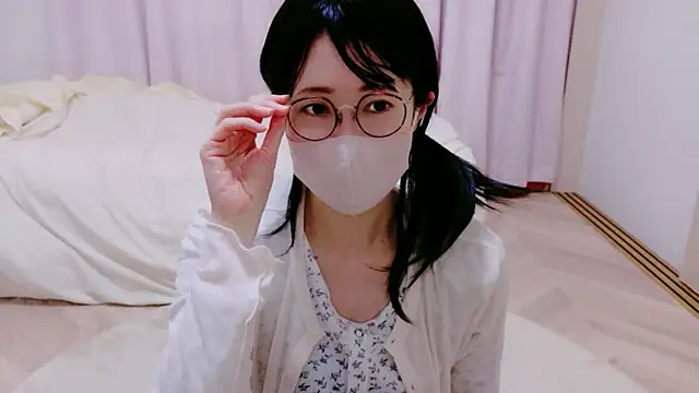 Snapshot of RIO_o0 chatting on April 2026 10:37:02 AM RIO o0 online show from April 2026 10:37:02 AM