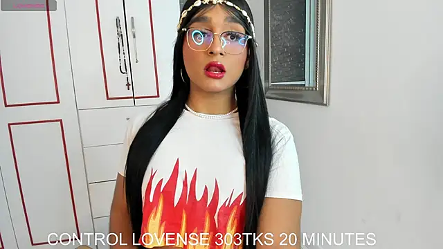 Karla Dior7 online show from October 2025 06:17:02 PM