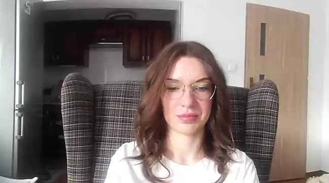 Snapshot of aurora_lust chatting on February 2025 07:47:02 AM aurora lust online show from February 2025 07:47:02 AM