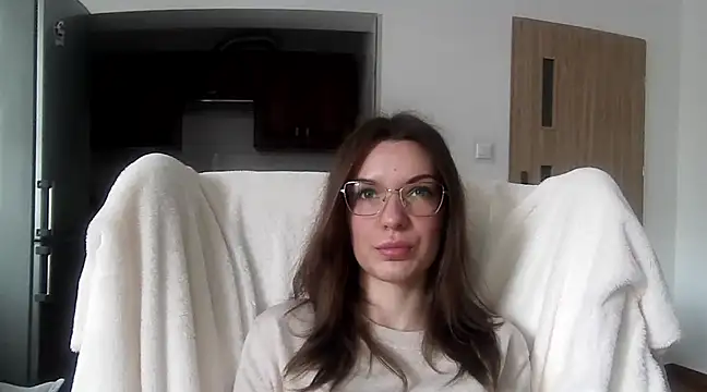 Snapshot of aurora_lust chatting on February 2025 07:33:02 AM aurora lust online show from February 2025 07:33:02 AM