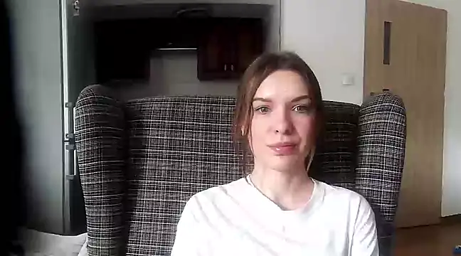 Snapshot of aurora_lust chatting on February 2025 10:48:02 AM aurora lust online show from February 2025 10:48:02 AM