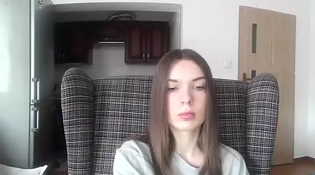 Snapshot of aurora_lust chatting on February 2025 07:37:02 AM aurora lust online show from February 2025 07:37:02 AM