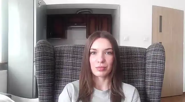 Snapshot of aurora_lust chatting on February 2025 10:41:01 AM aurora lust online show from February 2025 10:41:01 AM