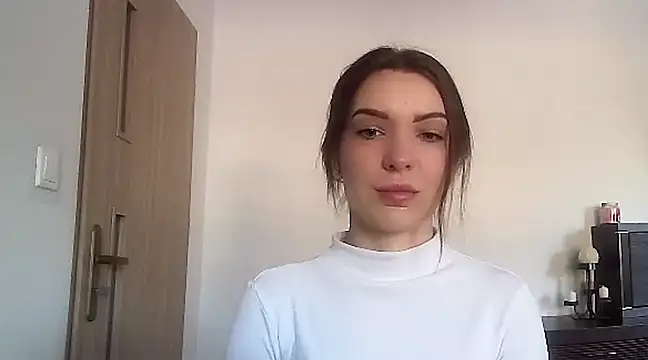 Snapshot of aurora_lust chatting on March 2025 07:52:02 AM aurora lust online show from March 2025 07:52:02 AM