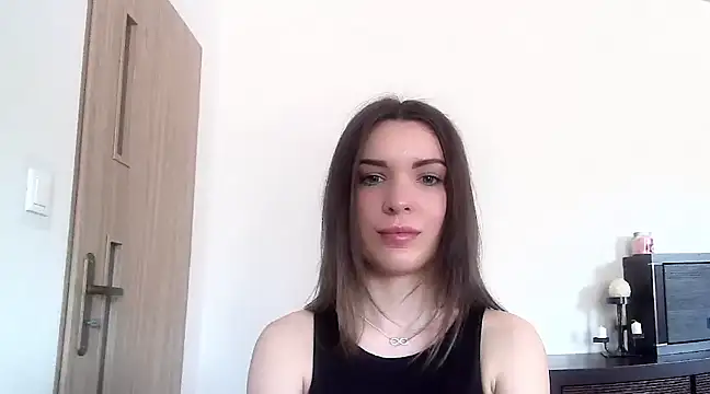 Snapshot of aurora_lust chatting on March 2025 10:44:02 AM aurora lust online show from March 2025 10:44:02 AM