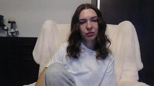 Snapshot of aurora_lust chatting on October 2025 05:40:01 AM aurora lust online show from October 2025 05:40:01 AM