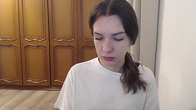 Snapshot of aurora_lust chatting on October 2025 06:28:02 AM aurora lust online show from October 2025 06:28:02 AM