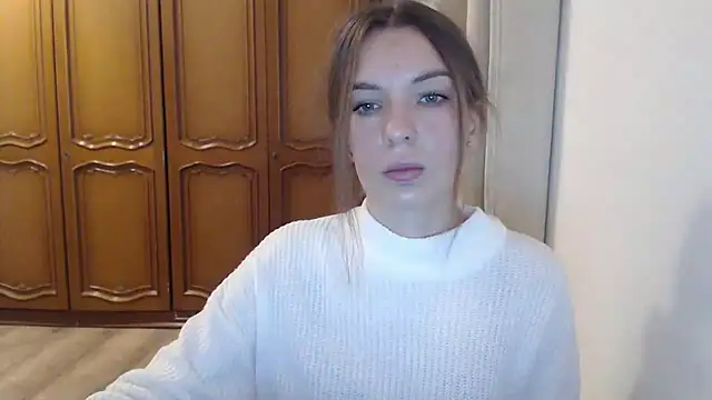 Snapshot of aurora_lust chatting on November 2025 06:34:01 AM aurora lust online show from November 2025 06:34:01 AM