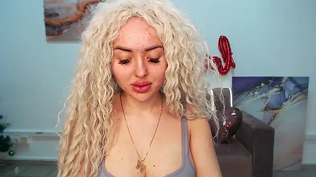 MissisCaty online show from February 2025 10:43:01 PM