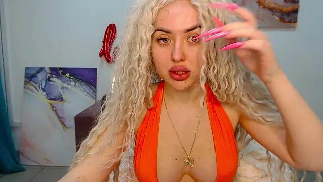 MissisCaty online show from February 2025 07:38:02 PM