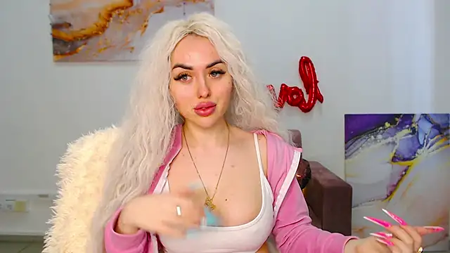 MissisCaty online show from March 2025 09:45:02 AM