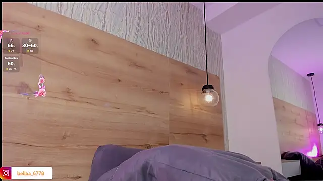 Snapshot of bella_lovers_ chatting on December 2025 12:18:02 AM bella lovers online show from December 2025 12:18:02 AM