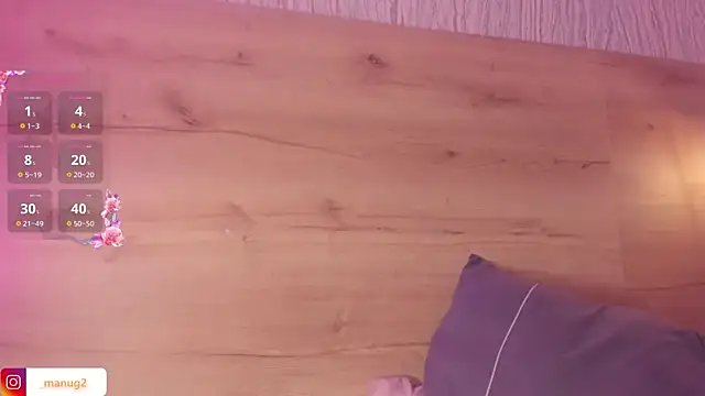 Snapshot of bella_lovers_ chatting on April 2026 12:17:02 PM bella lovers online show from April 2026 12:17:02 PM