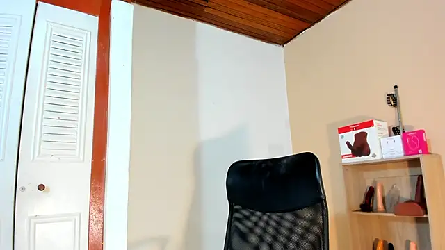 Violetta 0 online show from February 2026 01:51:01 PM