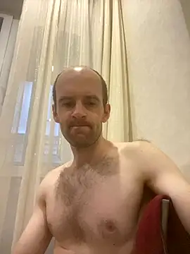 LynnAhNight online show from September 2025 03:08:02 AM