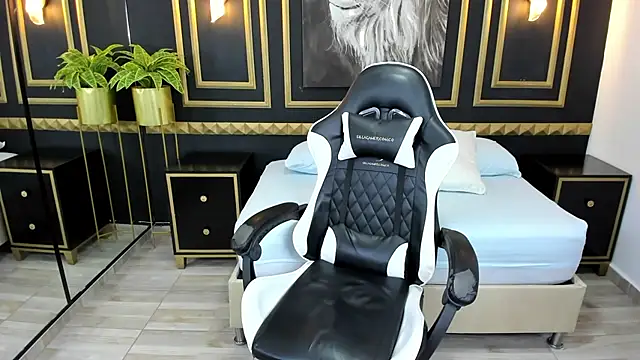 tiffanny doll  online show from March 2025 09:13:01 AM