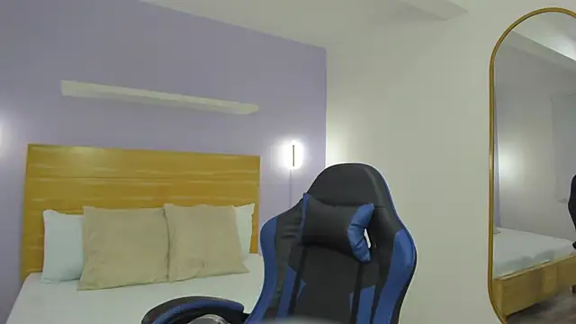 Snapshot of tiffanny_doll_ chatting on May 2026 12:23:01 PM tiffanny doll online show from May 2026 12:23:01 PM