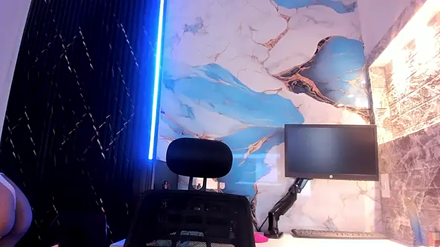 cassidy blossom online show from November 2025 08:30:01 PM