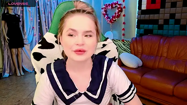 Snapshot of GoodJessi chatting on February 2025 08:11:02 AM GoodJessi online show from February 2025 08:11:02 AM