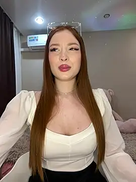 JessRoal online show from February 2025 01:03:01 PM