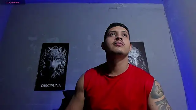 Snapshot of JohanSmith chatting on February 2026 01:34:01 AM JohanSmith online show from February 2026 01:34:01 AM