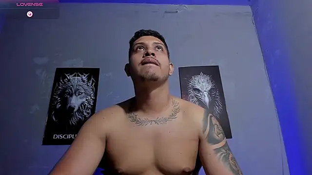 Snapshot of JohanSmith chatting on February 2026 12:54:01 AM JohanSmith online show from February 2026 12:54:01 AM