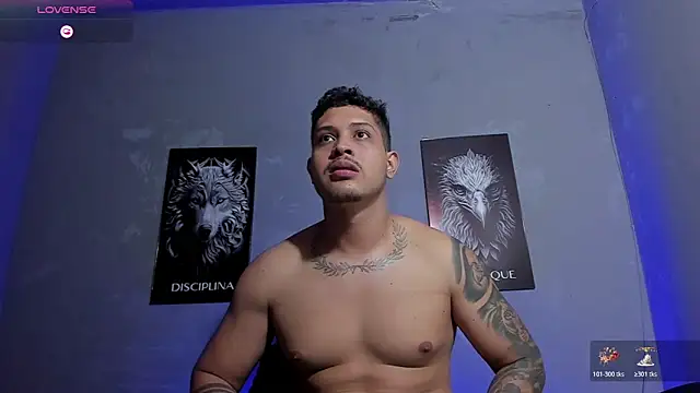 Snapshot of JohanSmith chatting on February 2026 01:39:02 AM JohanSmith online show from February 2026 01:39:02 AM