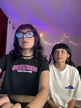 Snapshot of mavimist__ chatting on March 2026 12:41:02 AM mavimist online show from March 2026 12:41:02 AM