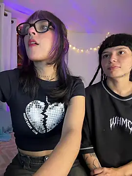 Snapshot of mavimist__ chatting on March 2026 01:55:01 AM mavimist online show from March 2026 01:55:01 AM