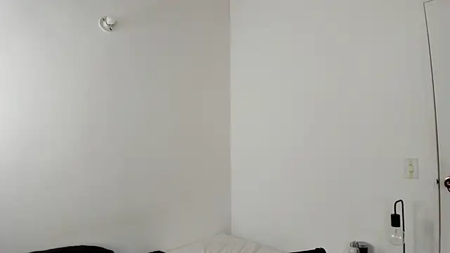 Mazikeen  18 online show from March 2026 02:01:01 PM