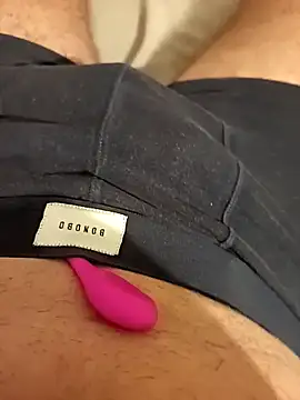 Dam70 online show from September 2025 08:20:01 PM