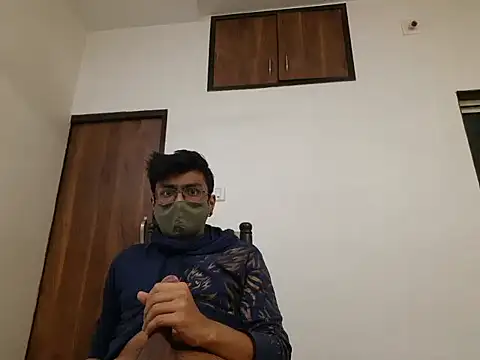 Snapshot of kk77102 chatting on February 2025 08:03:01 PM kk77102 online show from February 2025 08:03:01 PM