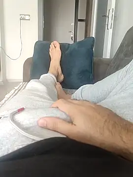 legolasleo online show from November 2025 11:20:02 AM