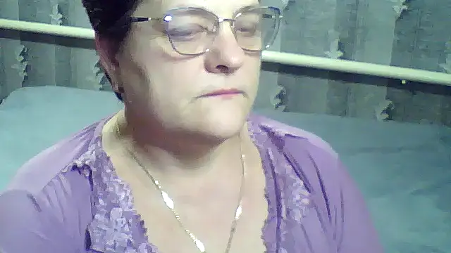Snapshot of ElzaJewel chatting on January 2026 01:20:02 AM ElzaJewel online show from January 2026 01:20:02 AM