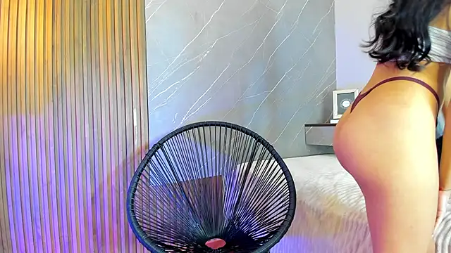 ariana jhonson1 online show from February 2025 03:49:01 PM