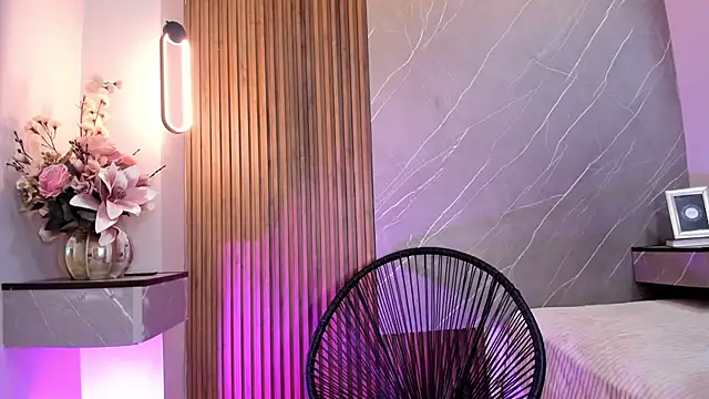 ariana jhonson1 online show from February 2025 12:57:02 PM