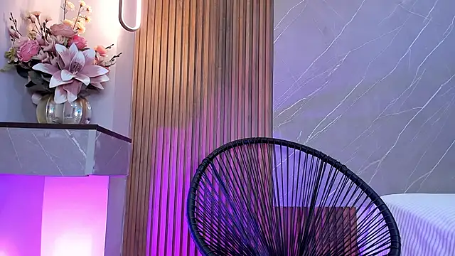 ariana jhonson1 online show from March 2025 12:53:02 PM