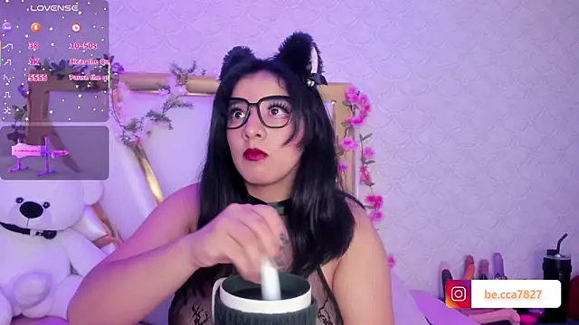 Snapshot of BeccaMathew chatting on November 2025 01:05:01 AM BeccaMathew online show from November 2025 01:05:01 AM