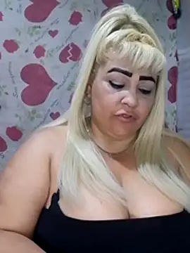 BonniAdams online show from November 2025 05:44:02 PM