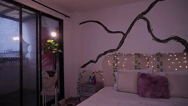 soidai miiu online show from September 2025 08:25:01 PM