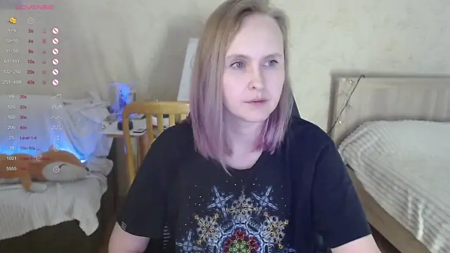 Agatha Mott online show from October 2025 05:08:02 AM