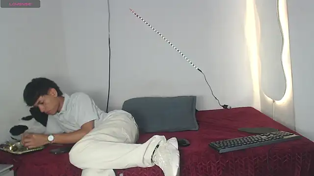 Snapshot of the_murderer chatting on March 2025 05:38:01 AM the murderer online show from March 2025 05:38:01 AM