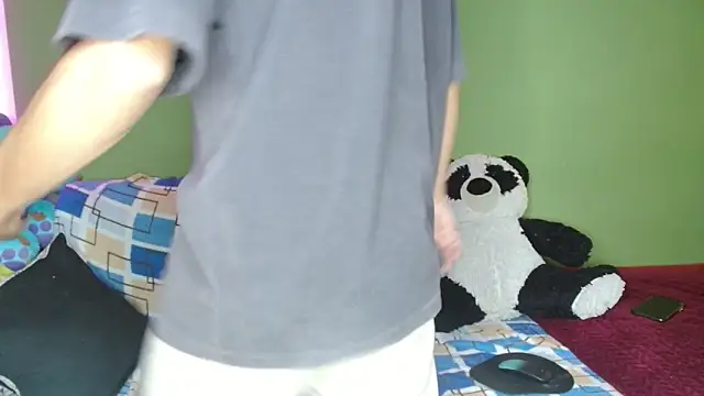 Snapshot of the_murderer chatting on November 2025 03:25:01 PM the murderer online show from November 2025 03:25:01 PM