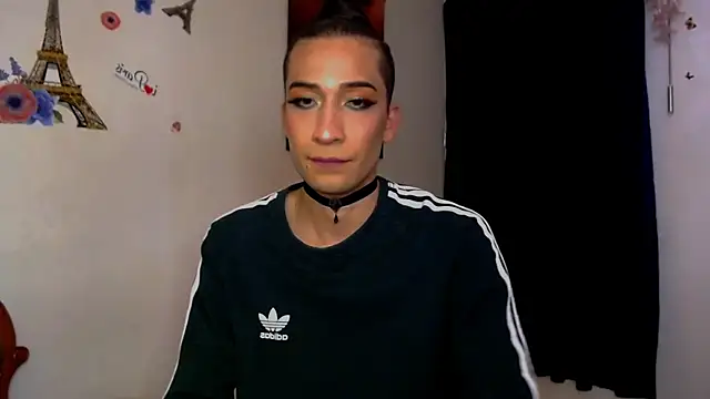 Snapshot of NovaNyx11 chatting on September 2025 09:19:02 PM NovaNyx11 online show from September 2025 09:19:02 PM