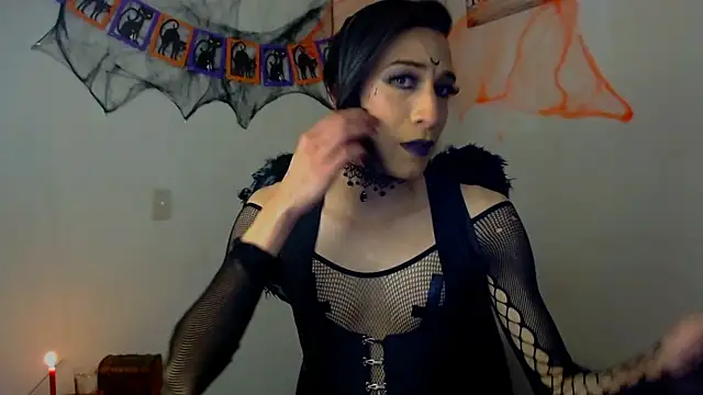 Snapshot of NovaNyx11 chatting on October 2025 10:42:01 PM NovaNyx11 online show from October 2025 10:42:01 PM