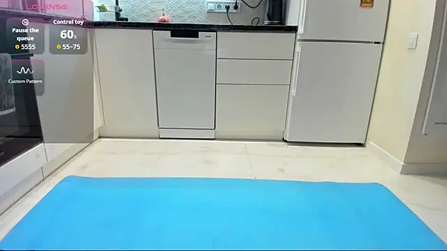 Snapshot of Katya_yoga chatting on September 2025 03:32:01 AM Katya yoga online show from September 2025 03:32:01 AM